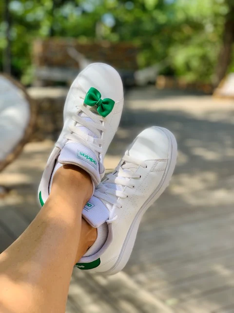 Broche Nœud en Cuir